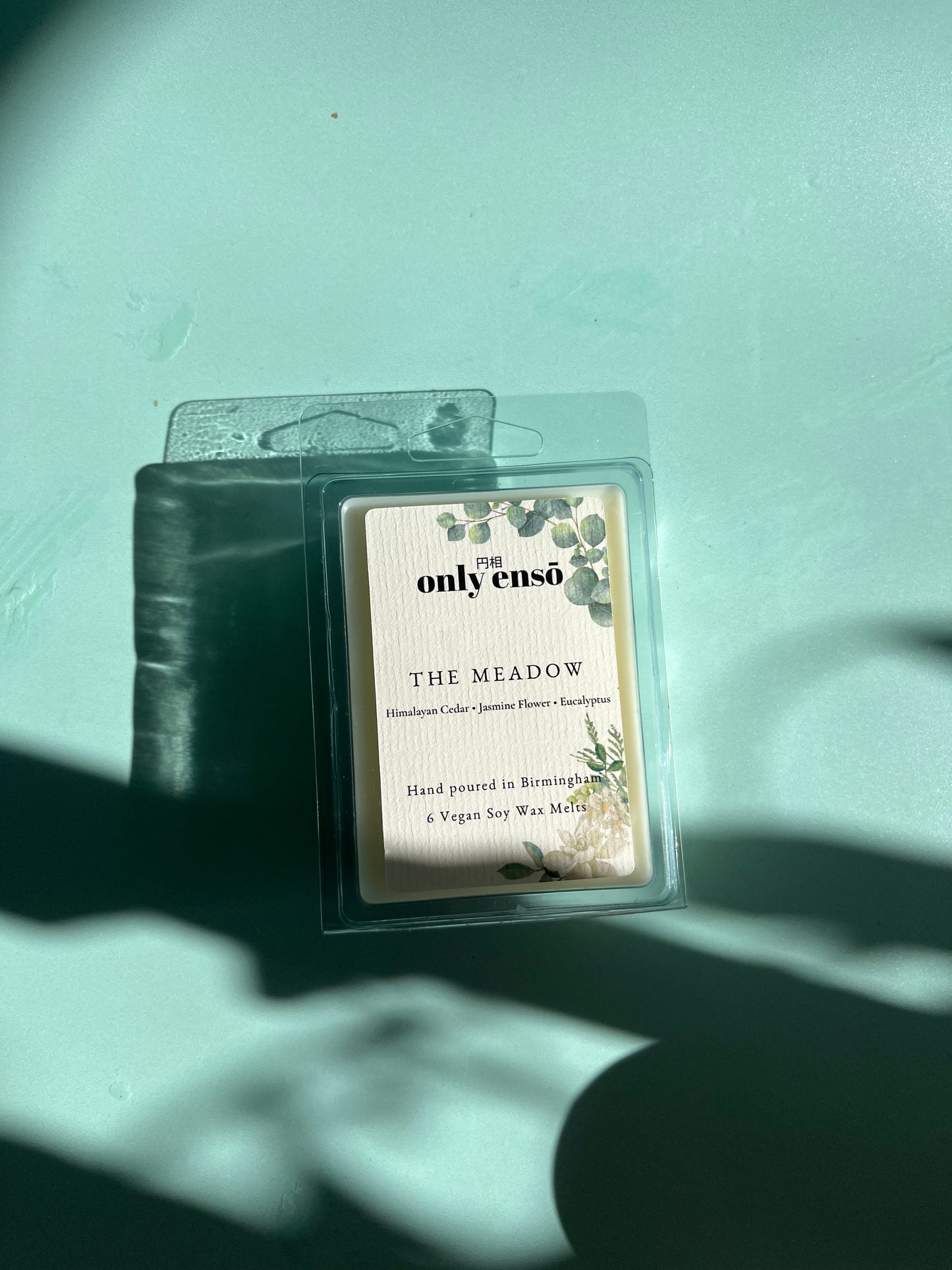 The Meadow Soy Wax Melts |
Himalayan Cedar, Jasmine Flower and Eucalyptus