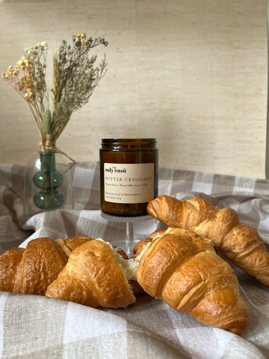 Butter Croissant Soy Wax Candle | Buttery Pastry, Warm Milk and Sweet Vanilla